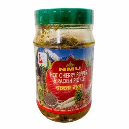 Mula ko achar with dalle khursani 