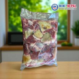 Fresh Mutton with Bone and skin , 100% Goat , not smelling guaranteed ,900gm