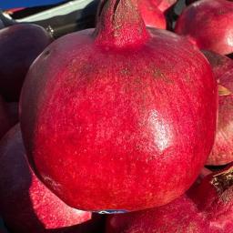 Fresh Anar ( pomegranate ) 